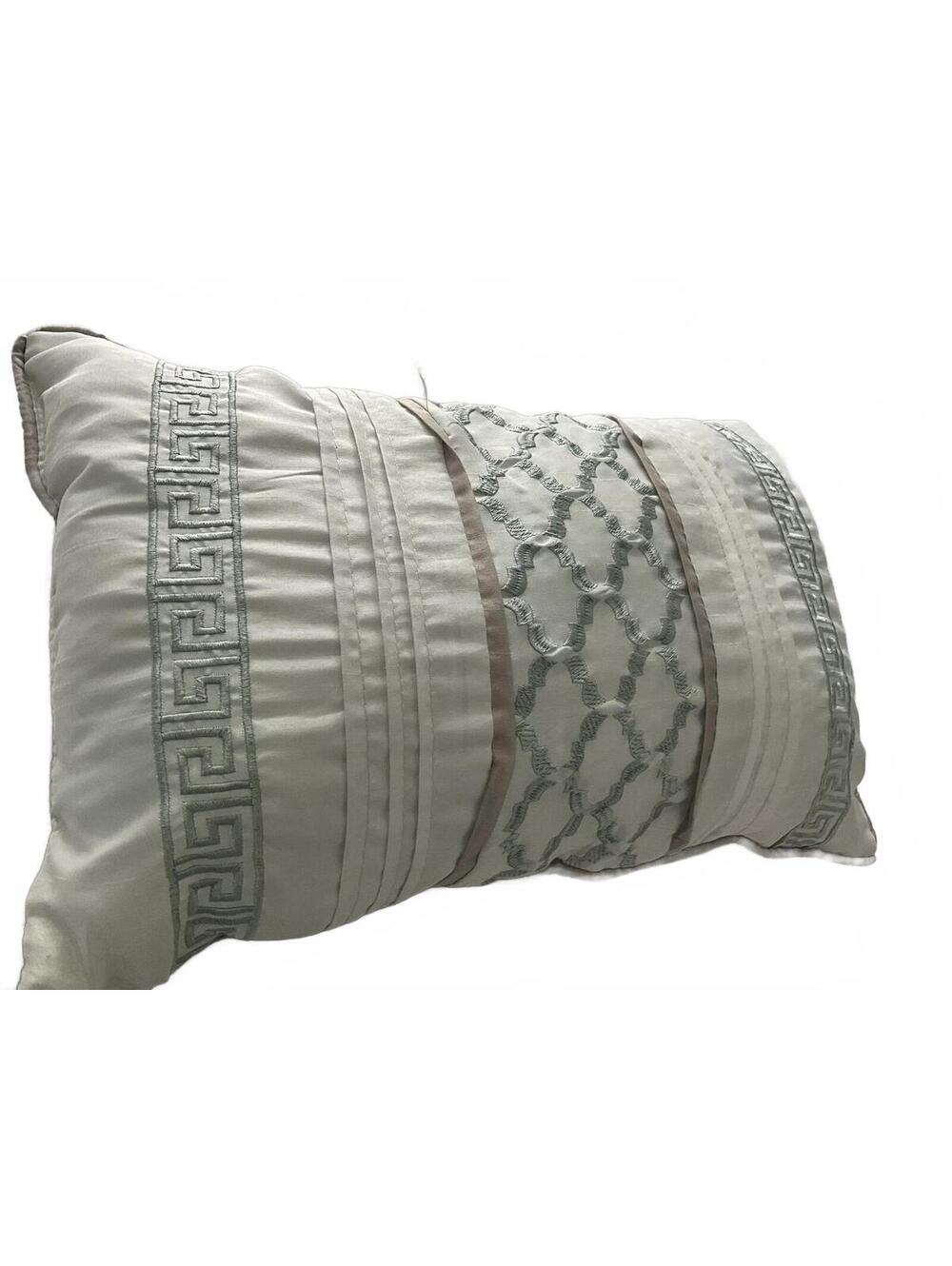 Bohemian Style Decorative Throw Pillow